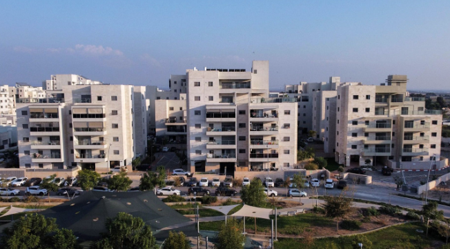 נווה ורבורג, קריית מלאכי - בניה רוויה